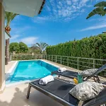 Beachfront With Sea Views & Private Pool * マルベーリャ
