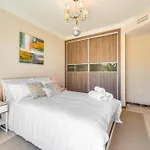 Beachfront With Sea Views & Private Pool Villa *