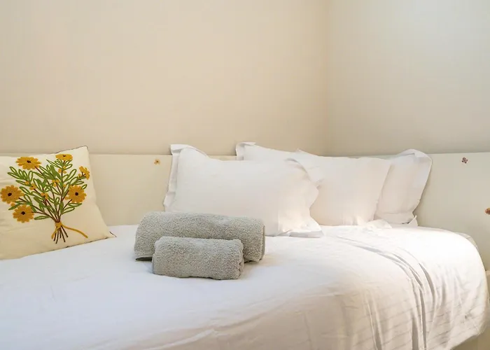 Villa Beachfront With Sea Views & Private Pool