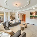 فيلة Beachfront With Sea Views & Private Pool *