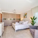 فيلة Beachfront With Sea Views & Private Pool